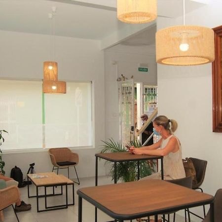 Hostal Tropical Motril Exterior photo