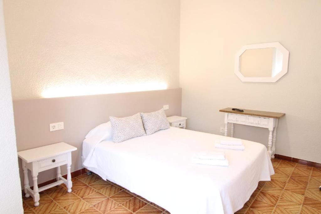 Hostal Tropical Motril Exterior photo