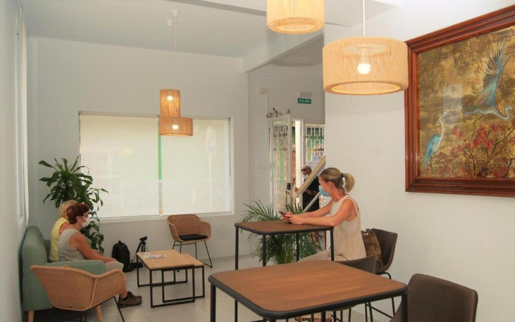 Hostal Tropical Motril Exterior photo